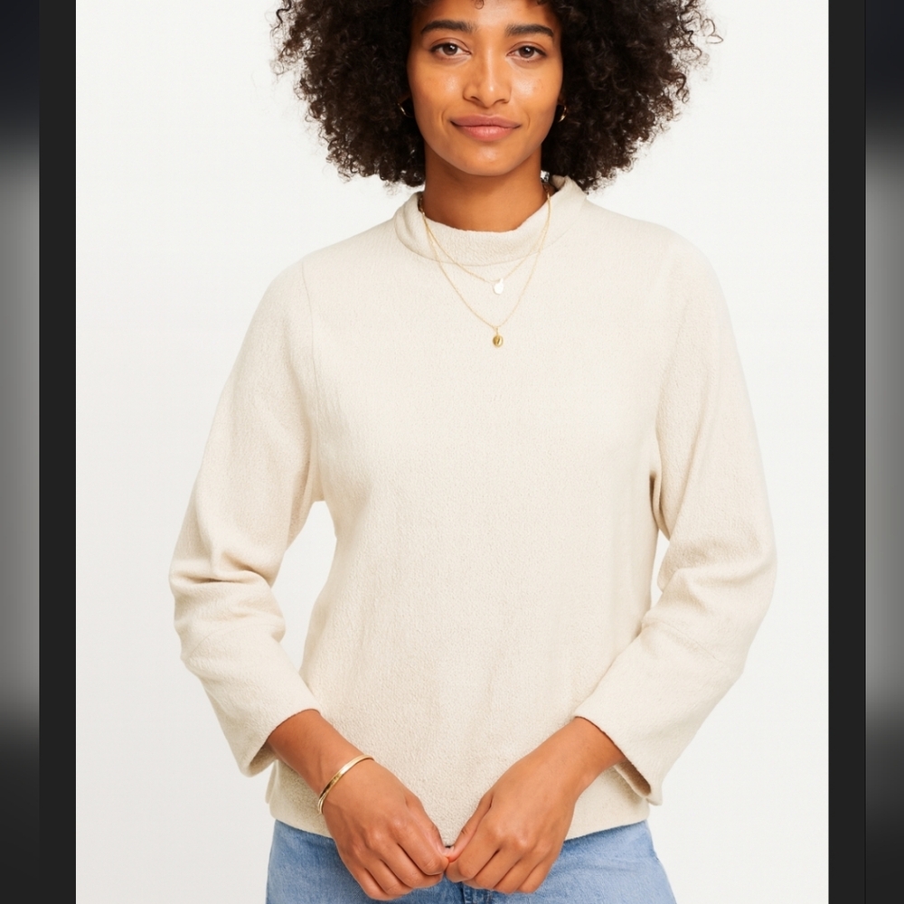Madewell  Cream Texture & Thread Button-Back Mockneck Top